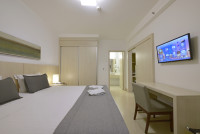 Premium Suites (King-size bed/Single bed)