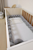 Premium Baby Suite (King size bed / Baby Crib)